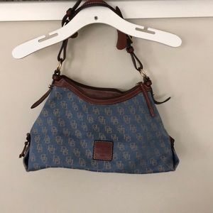 Good condition purse